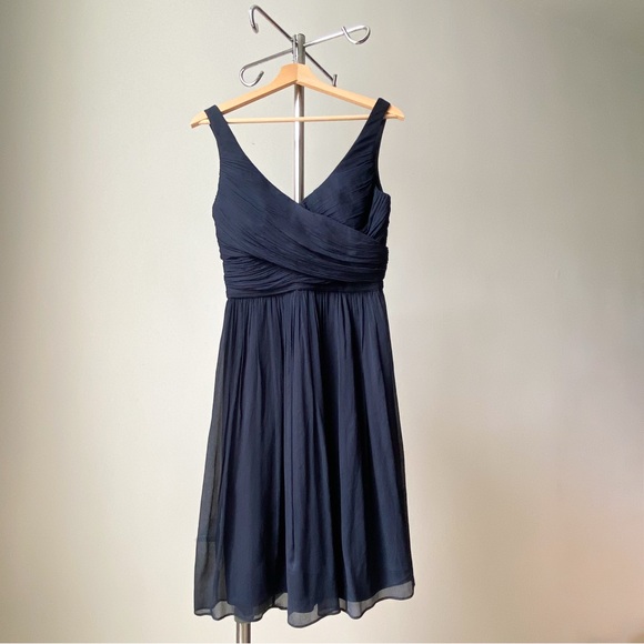 ☀️ J.Crew Navy Silk Dress – 100% Silk, V-Neck, Cocktail Style, US 2 - Picture 1 of 7